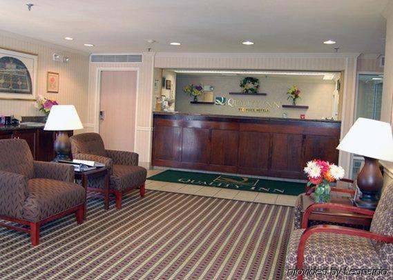 Quality Inn Colchester - Burlington Dalaman gambar